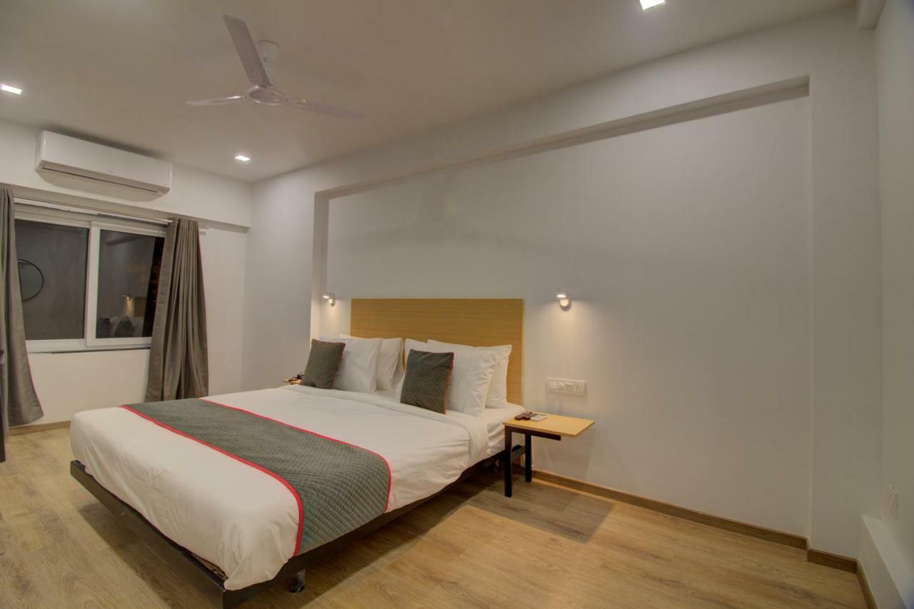 Townhouse Oak Kopar Khairane Navi Mumbai Formerly Ivy Hotel Экстерьер фото