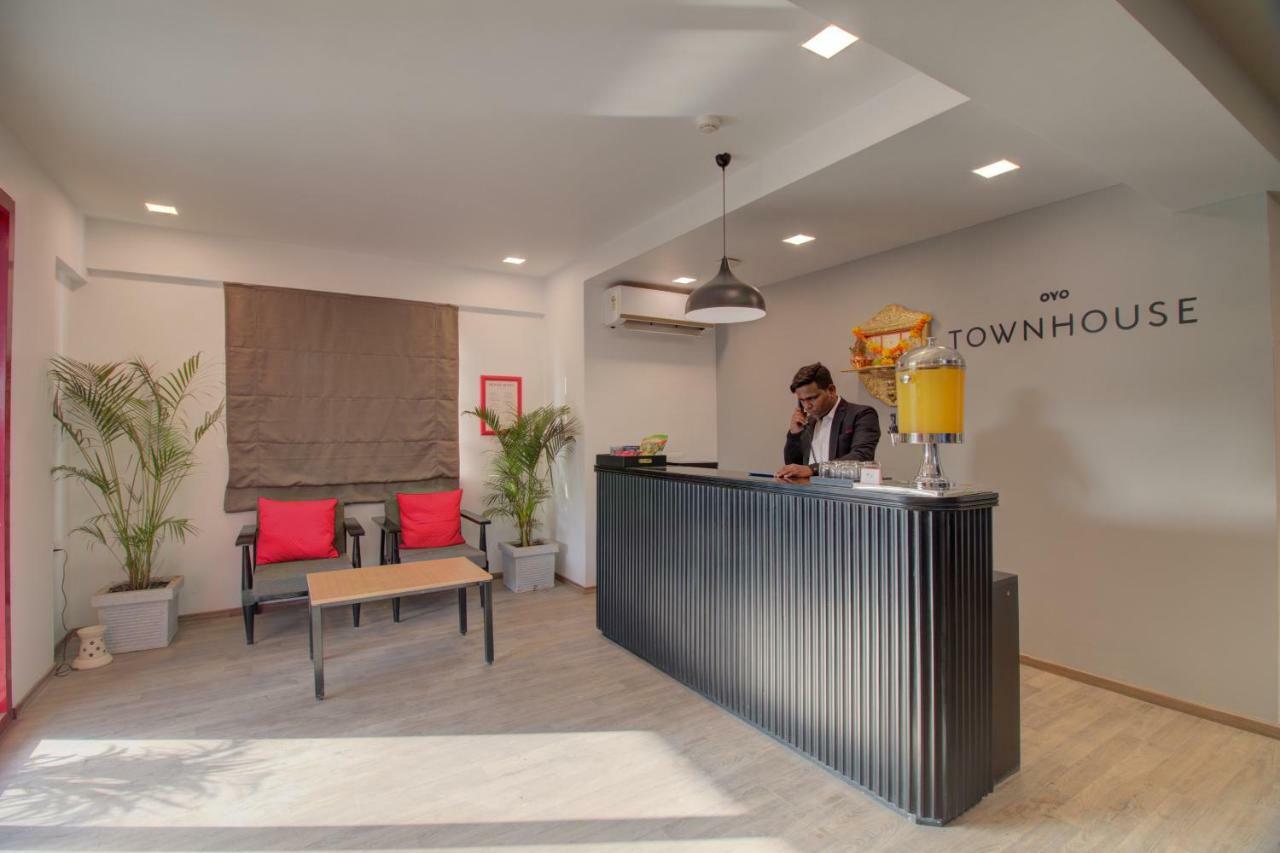 Townhouse Oak Kopar Khairane Navi Mumbai Formerly Ivy Hotel Экстерьер фото